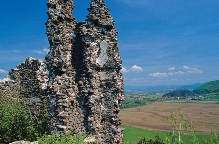 Revište Castle, Žarnovica, Slovakia, Slovakia